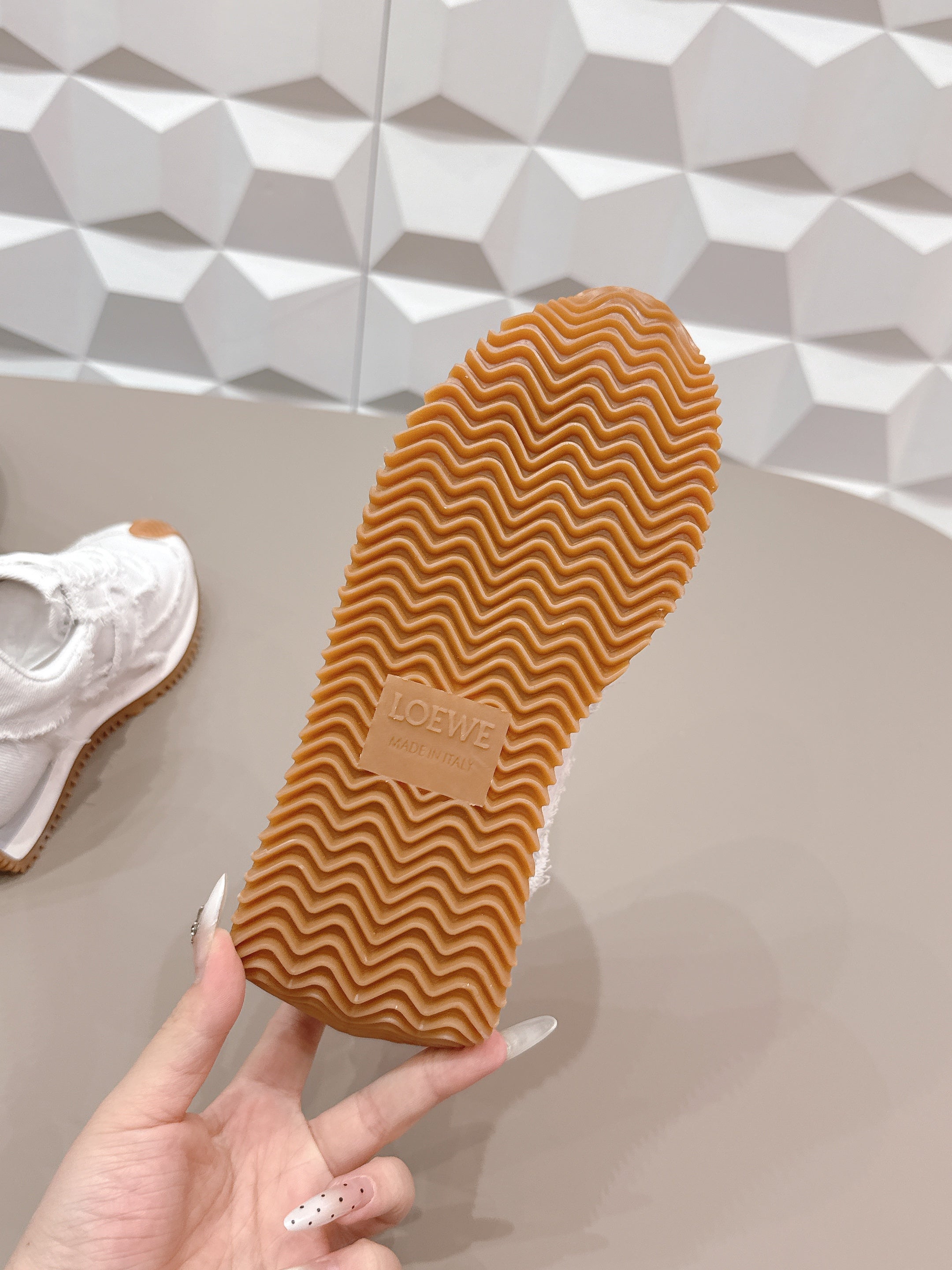 LOEWE 26S FLOW RUNNER SNEAKER IN WHITE DENIM