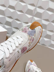 LOEWE 26S FLOW RUNNER SNEAKER IN WHITE FLORAL PATTERN SUEDE AND CALFSKIN