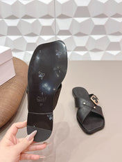 CHLOÉ 26S SANDALS IN BLACK CALFSKIN