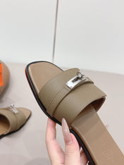 HM 26S GIULIA SANDAL IN OLIVE BROWN EPSOM CALFSKIN SILVER HARDWARE