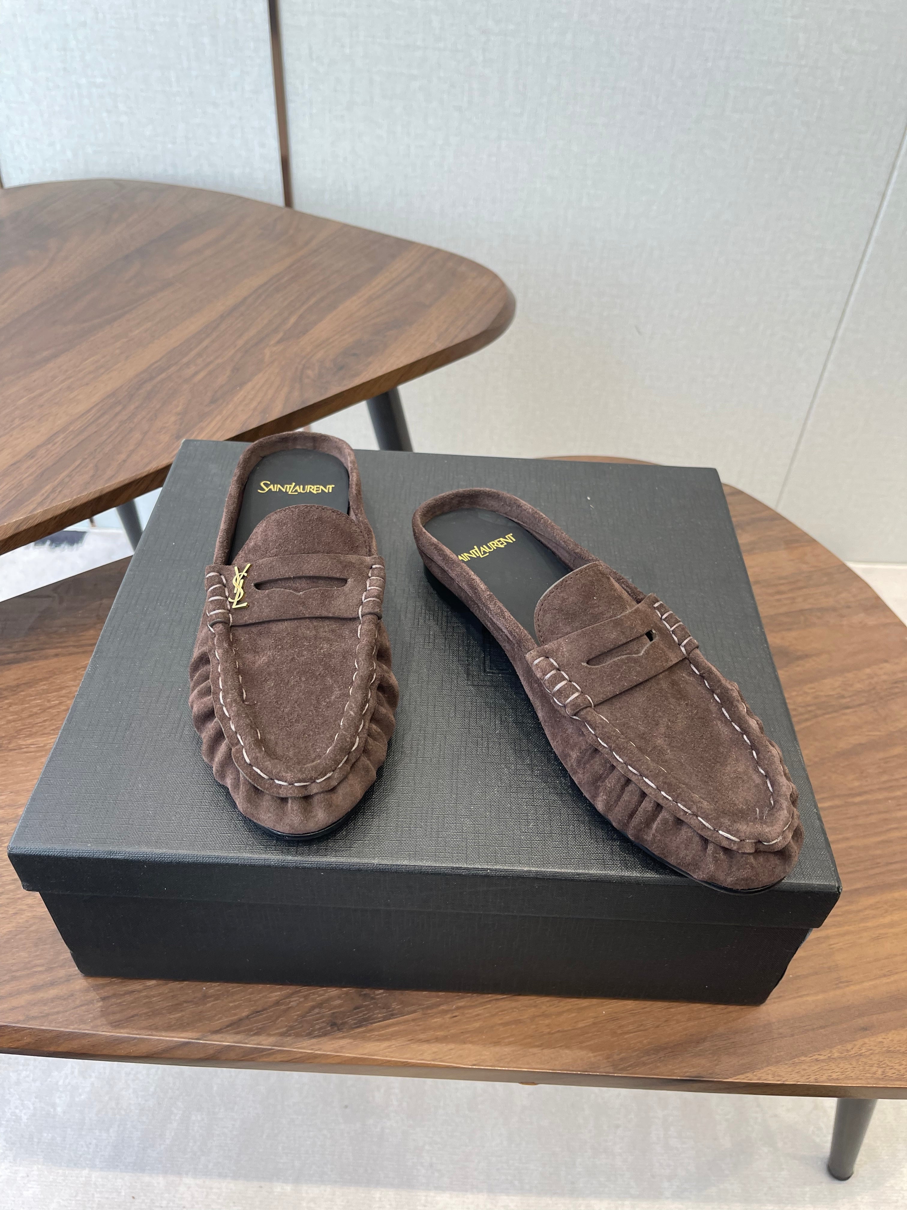 YSL 26S LOAFER MULES IN EARTH BROWN SUEDE