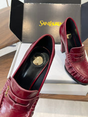 YSL 26S HEELED LOAFERS 100 MM IN DARK RED SHINY CALFSKIN