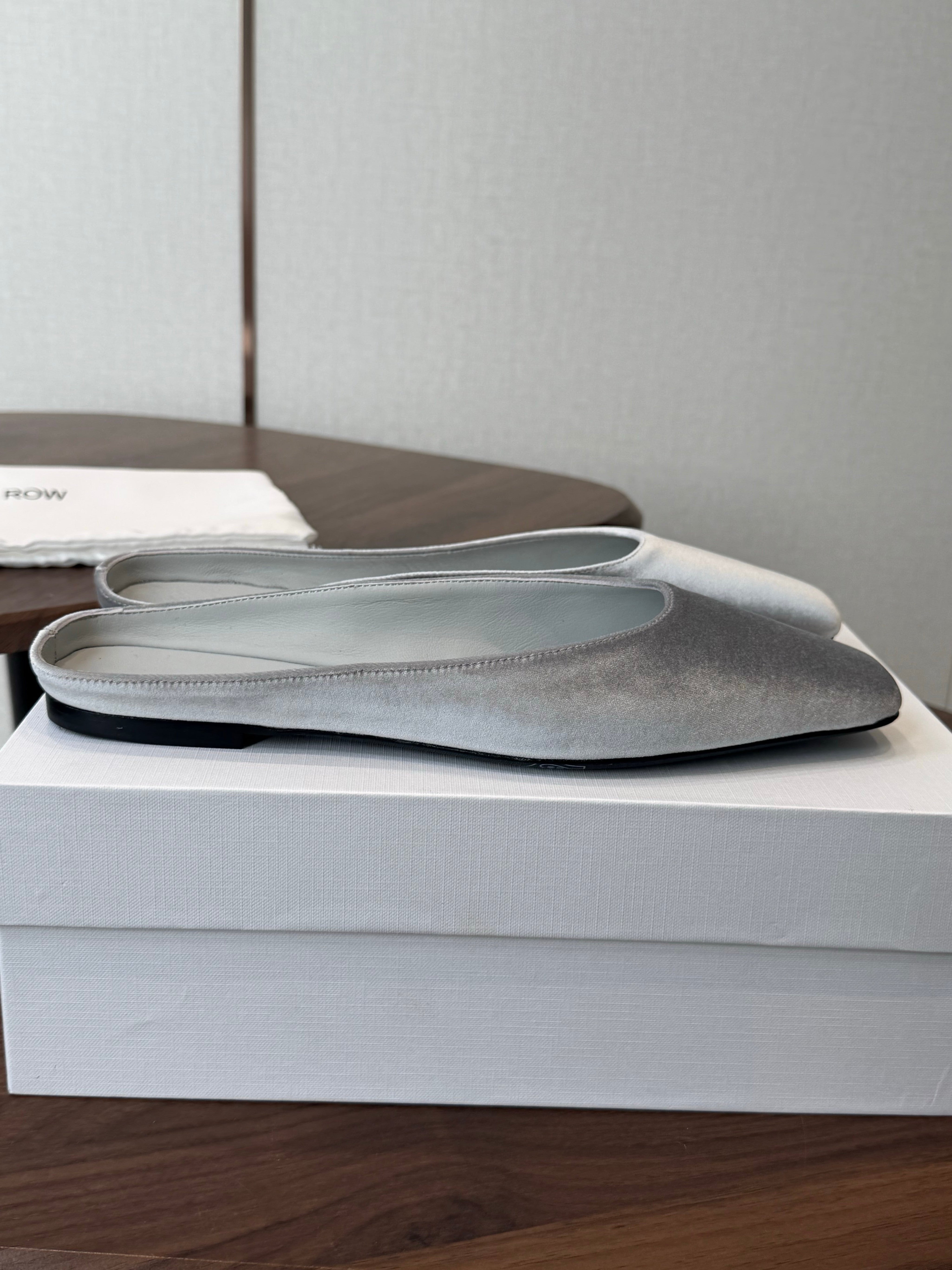 THE ROW 26S POINTED TOE MULES IN LIGHT GREY VELVET