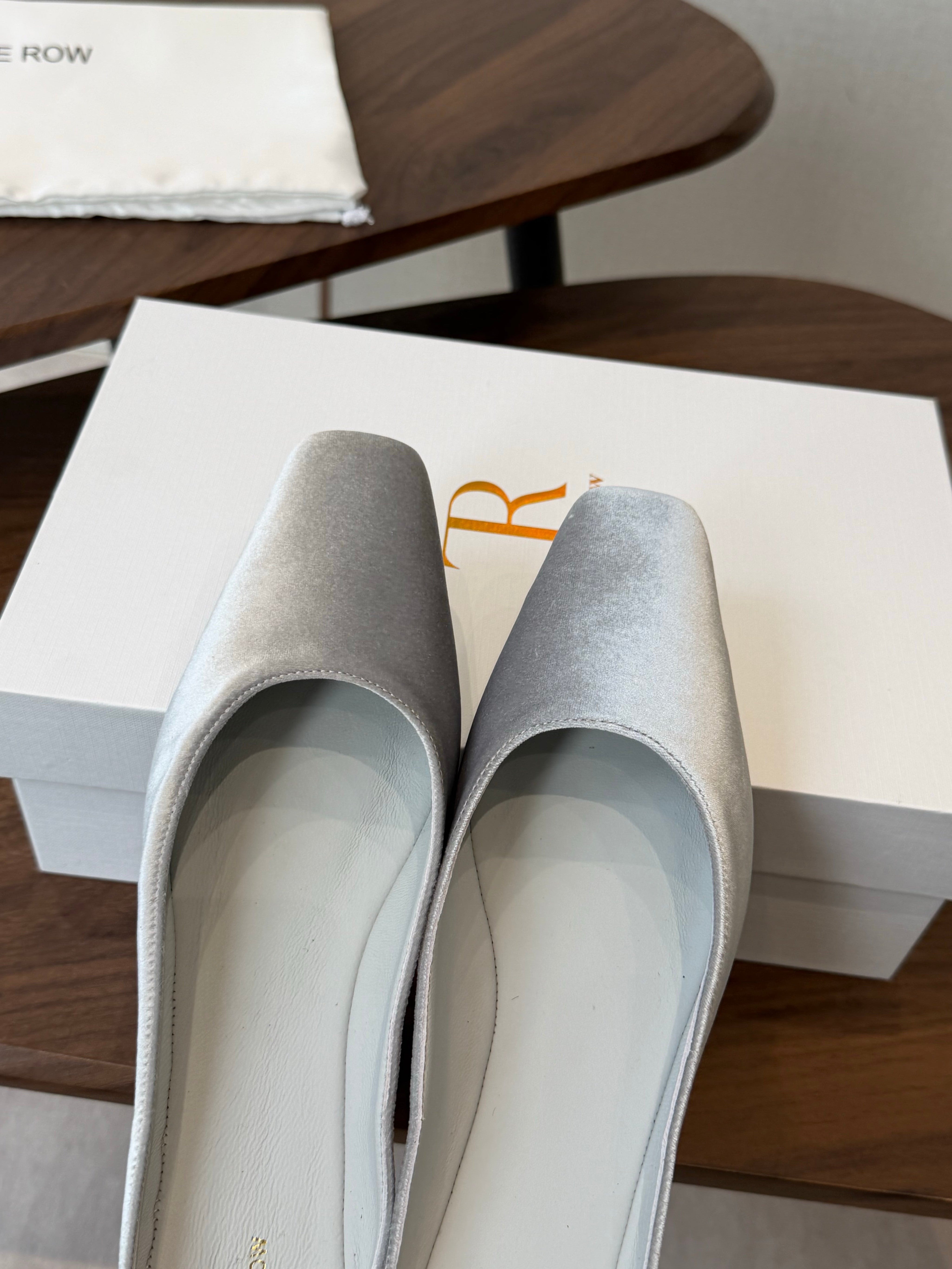 THE ROW 26S POINTED TOE MULES IN LIGHT GREY VELVET