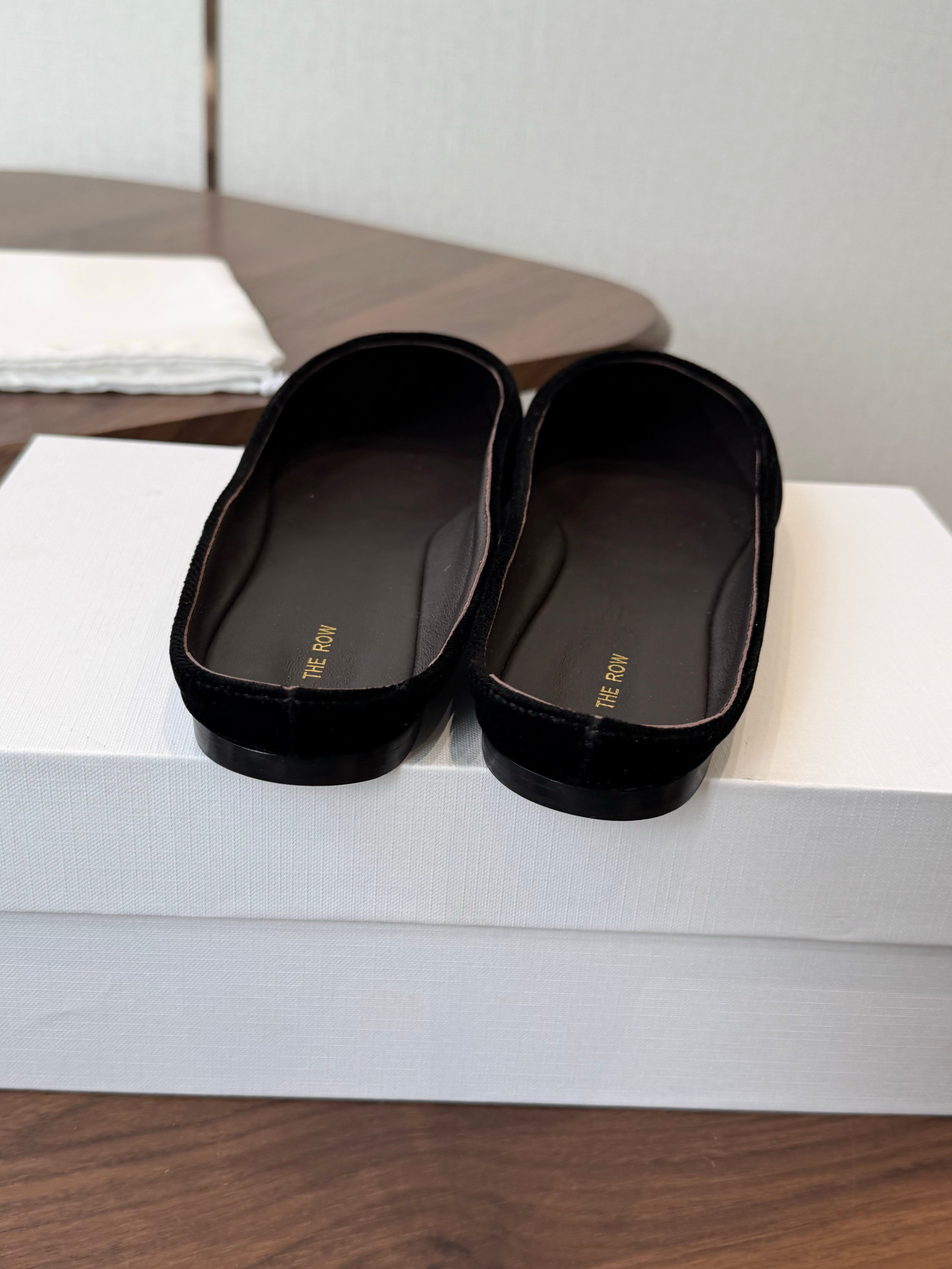 THE ROW 26S POINTED TOE MULES IN BLACK VELVET