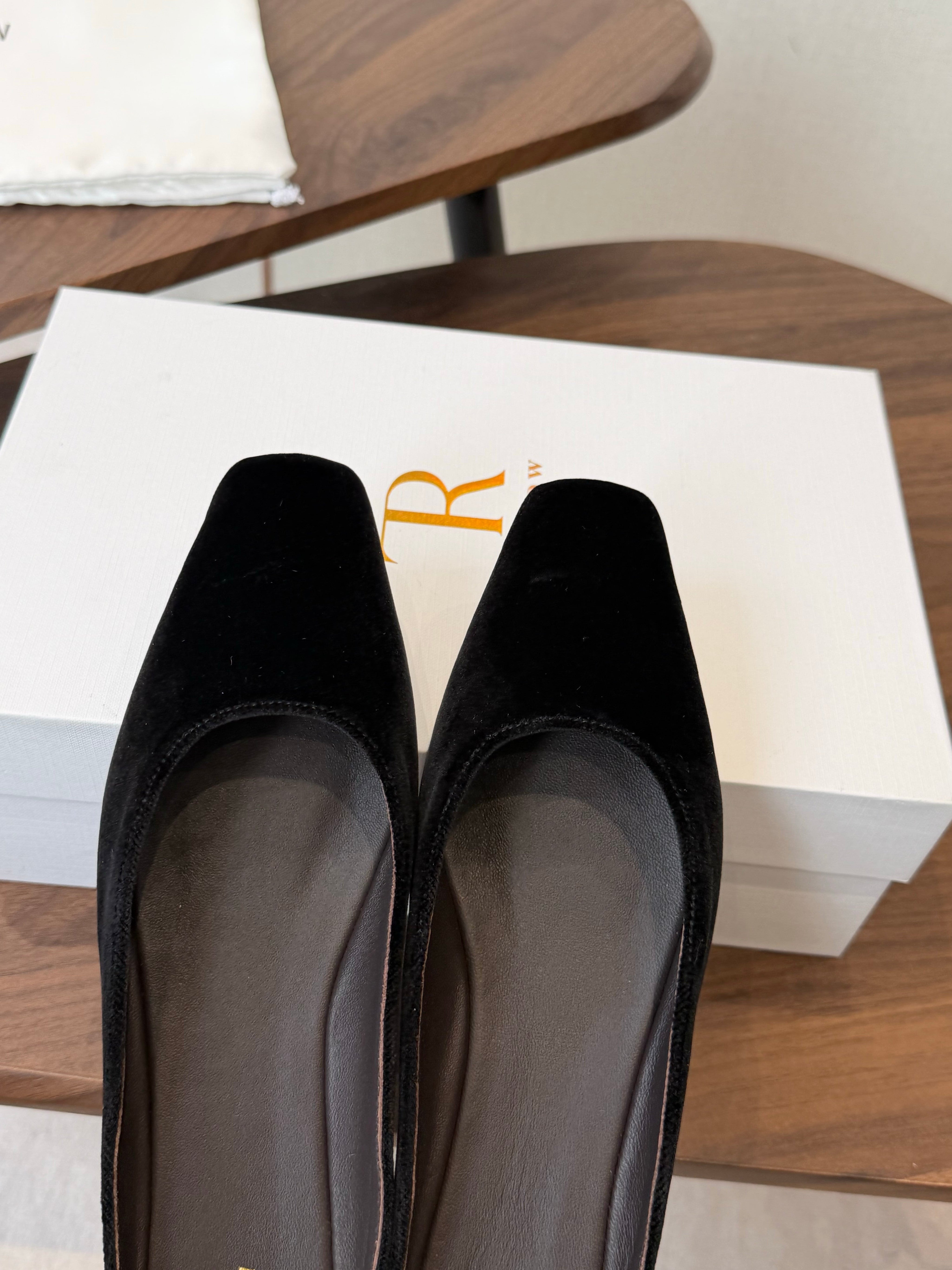 THE ROW 26S POINTED TOE MULES IN BLACK VELVET
