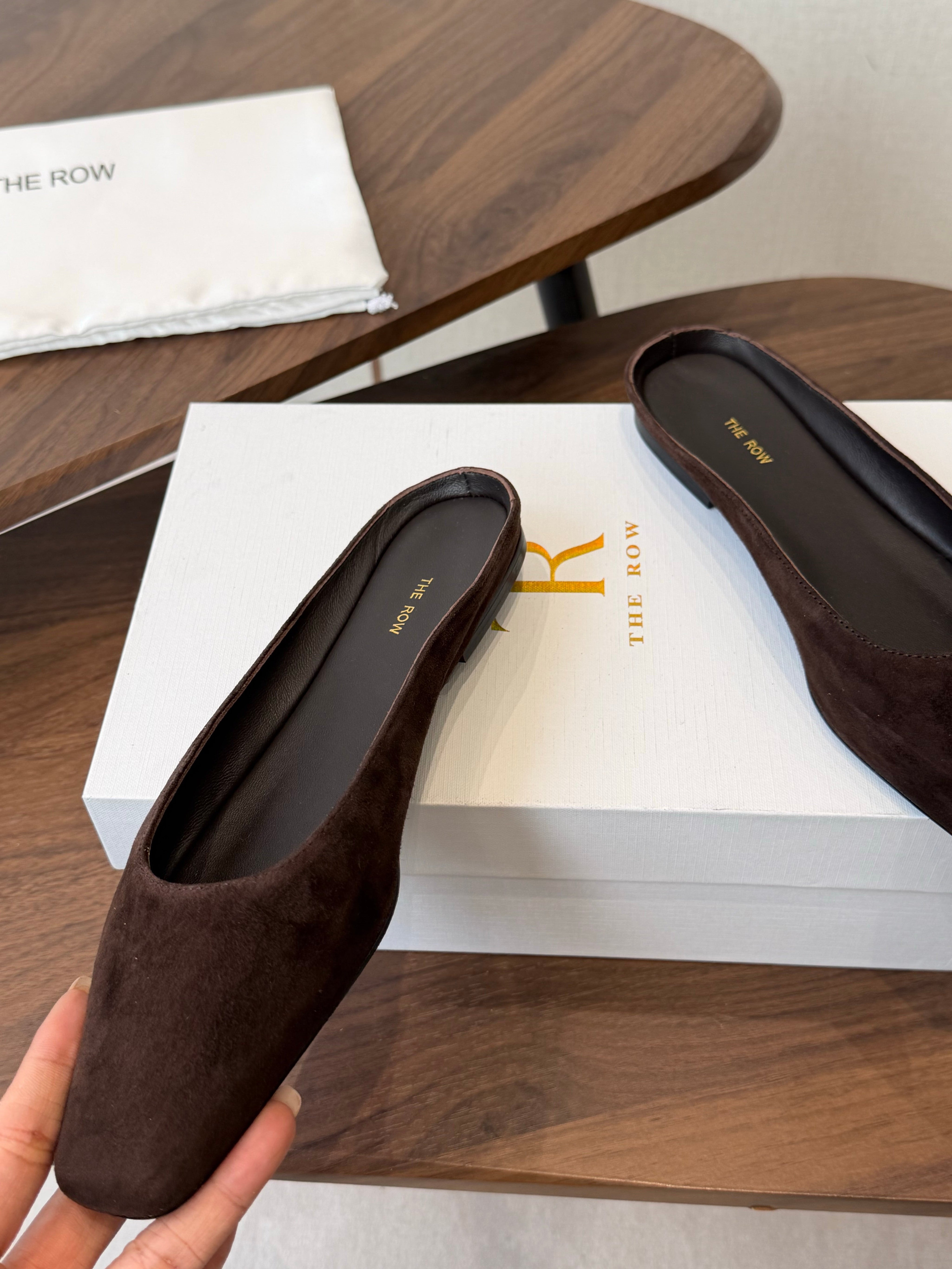 THE ROW 26S POINTED TOE MULES IN DARK BROWN SUEDE