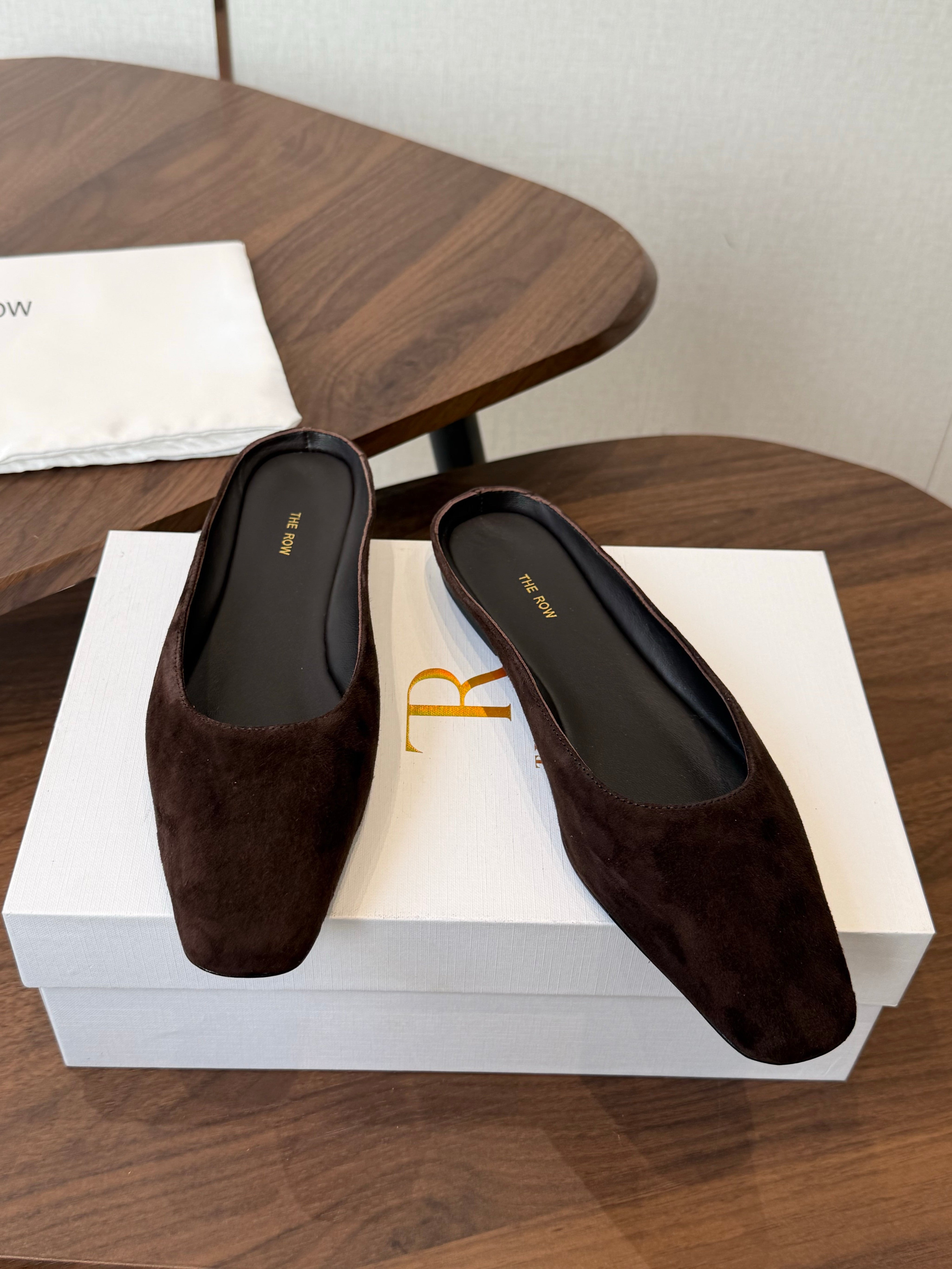 THE ROW 26S POINTED TOE MULES IN DARK BROWN SUEDE