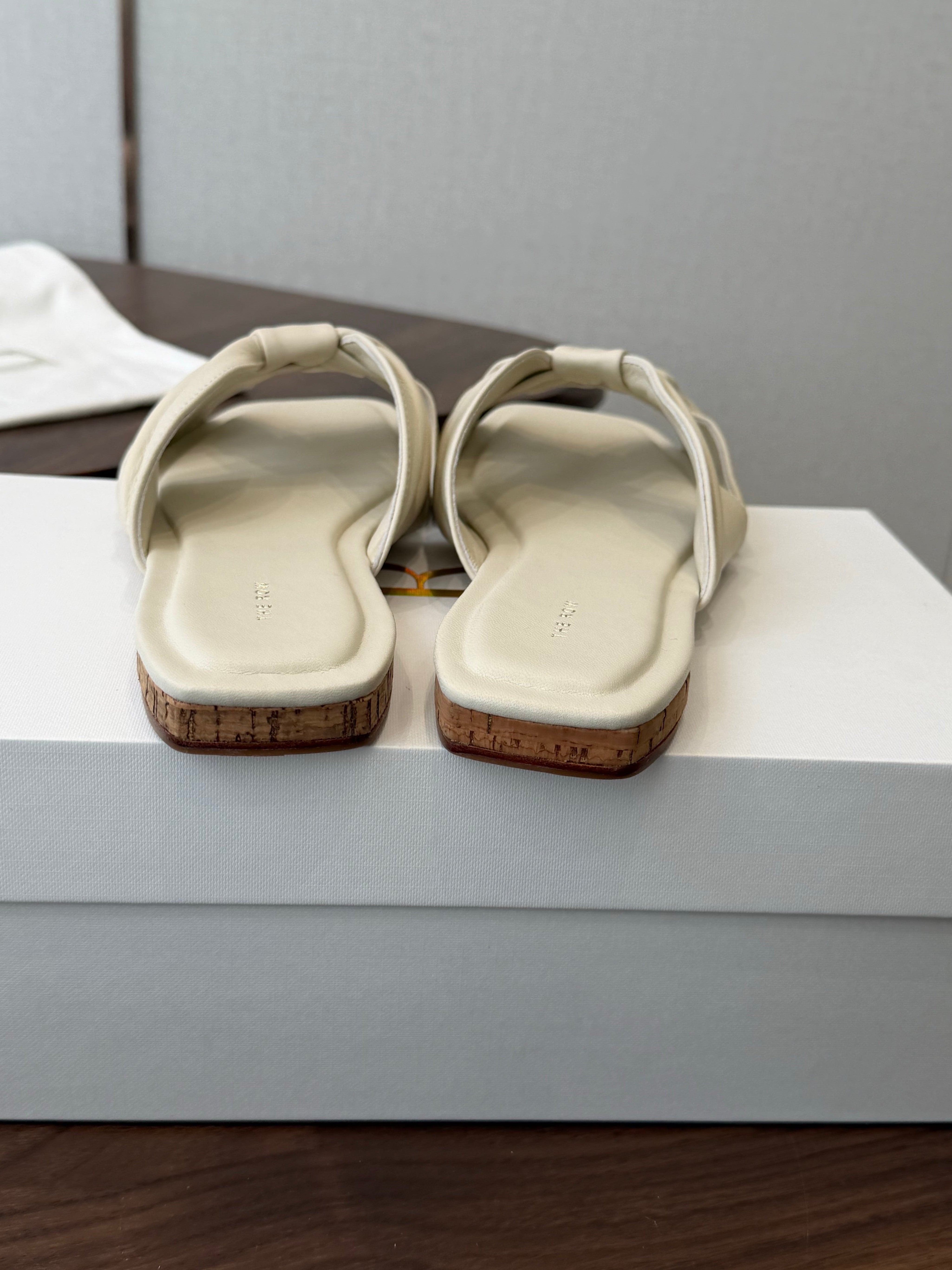 THE ROW 26S KNOT SLIDE SANDALS IN IVORY WHITE LAMBSKIN
