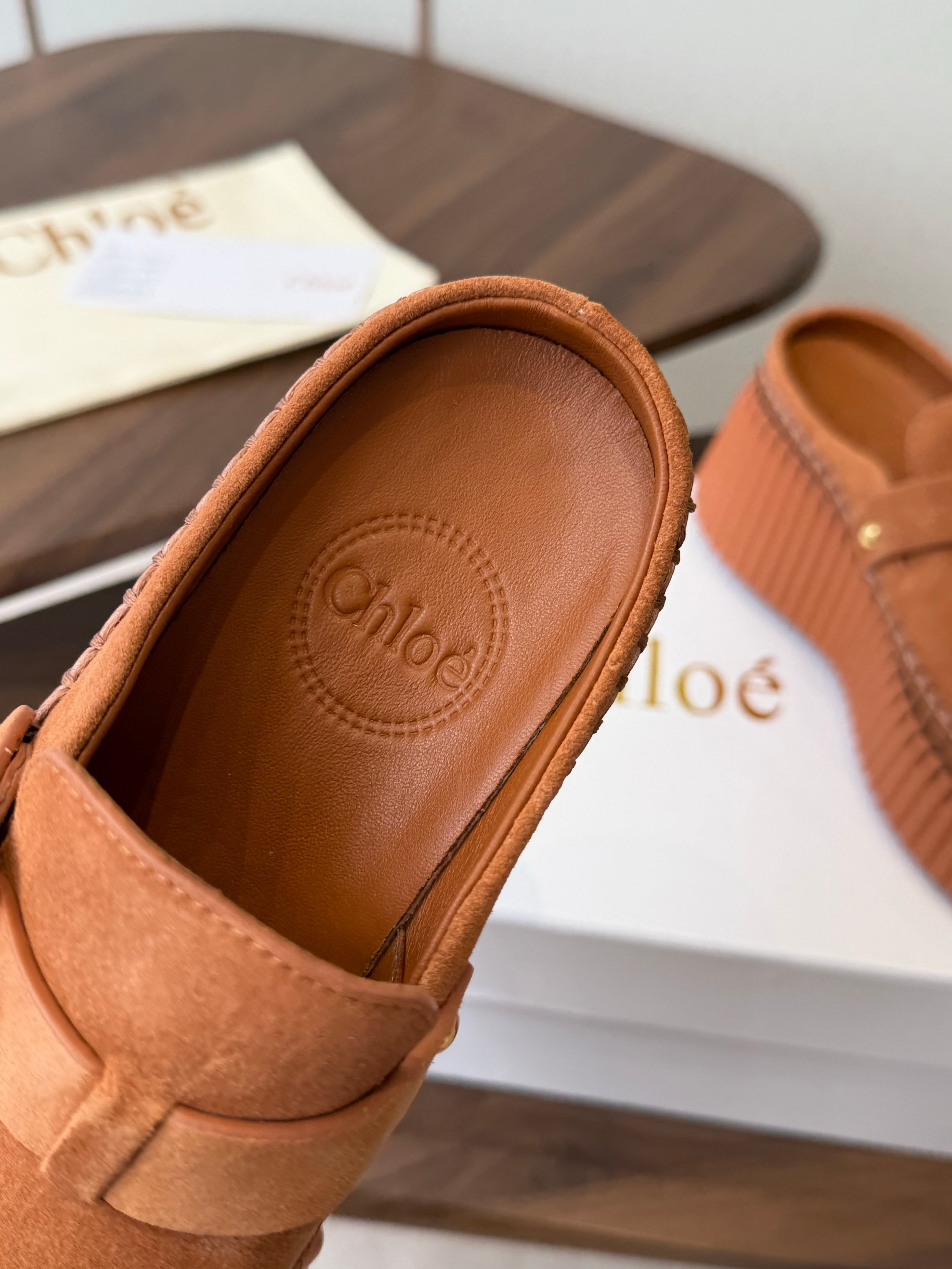 CHLOE 26S PLATFORM MULES IN BROWN SUEDE