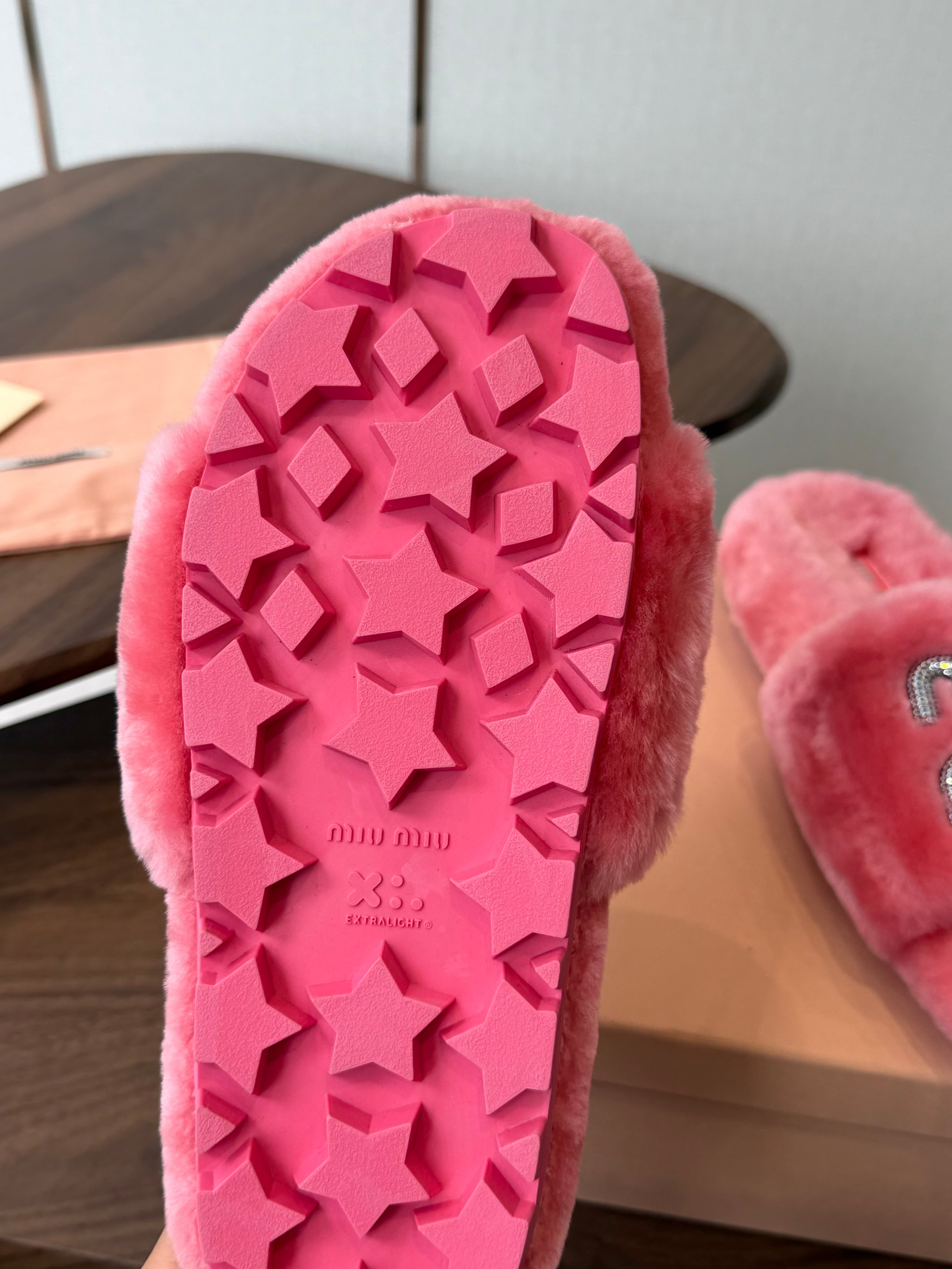 MIUMIU 26S CRYSTAL LOGO SLIDES IN PINK SHEARLING
