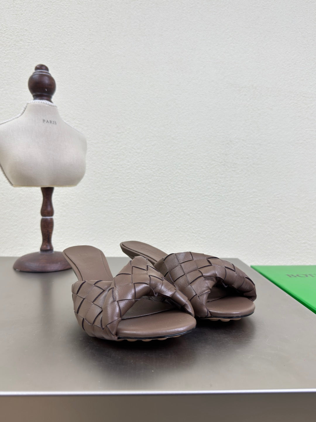 BLINK HIGH 5 CM MULE IN CAROB BROWN INTRECCIATO LEATHER