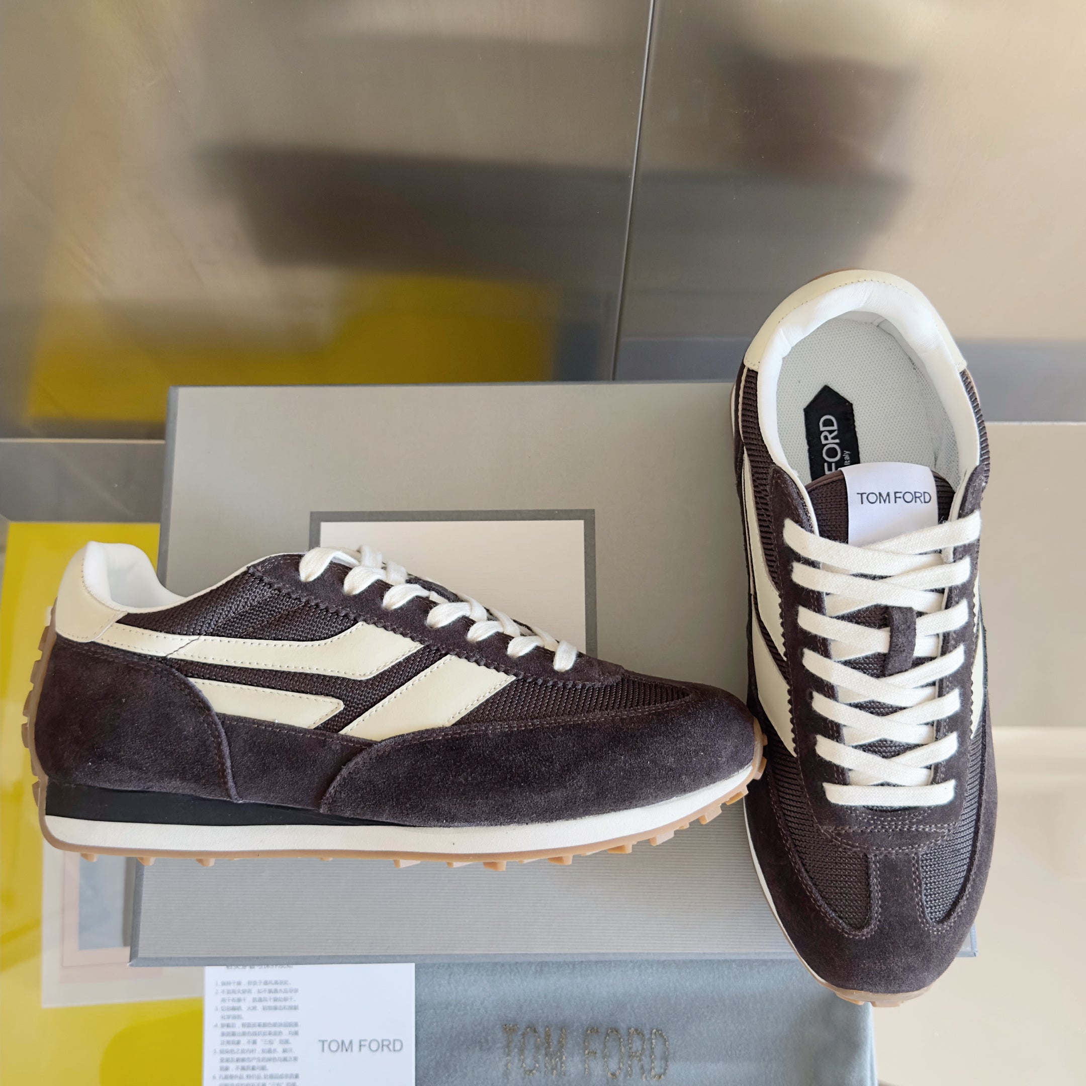 TOM FORD 26S SNEAKERS IN DARK BROWN SUEDE