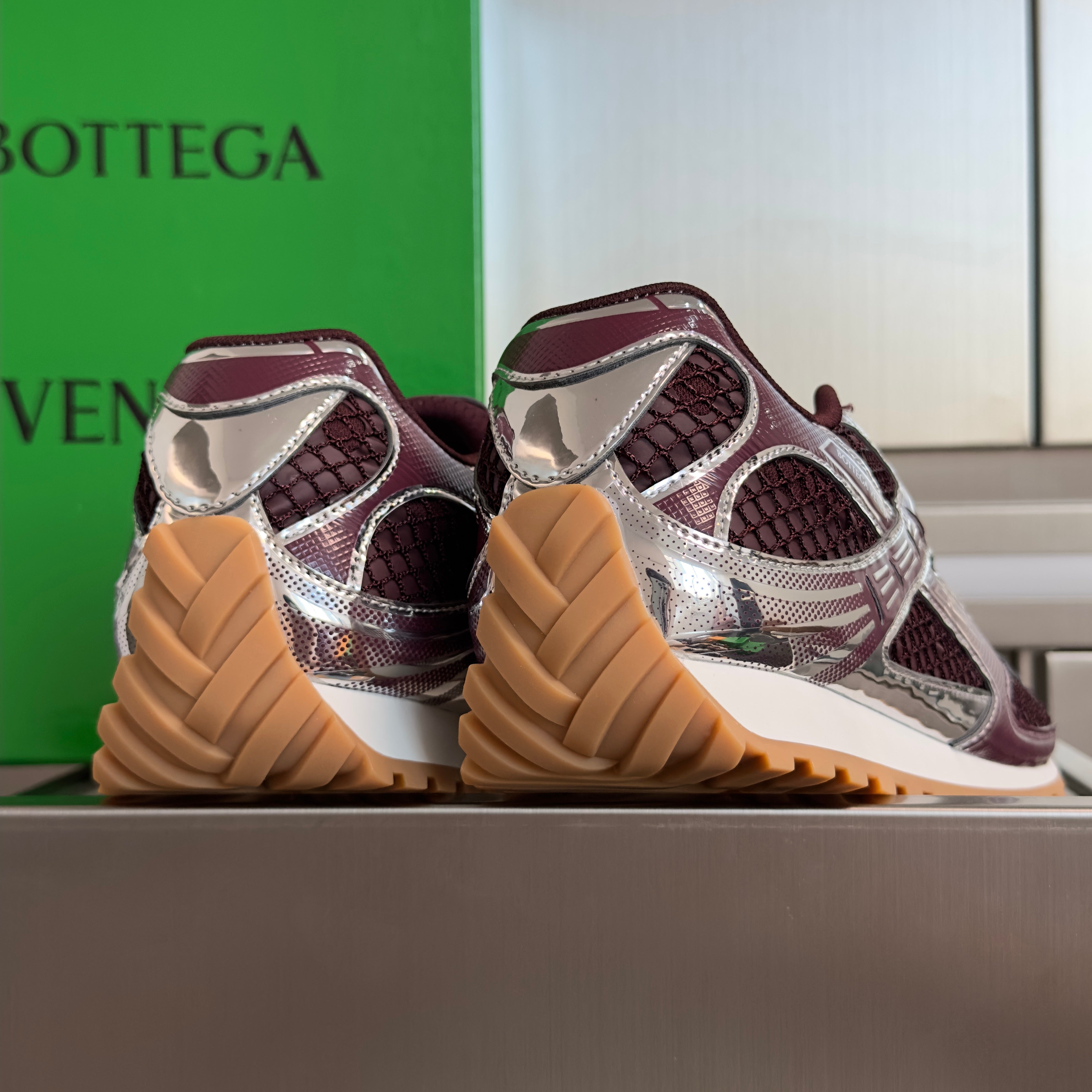 BOTTEGA VENETA 26S SNEAKERS IN DARK RED AND SILVER TPU MATERIAL