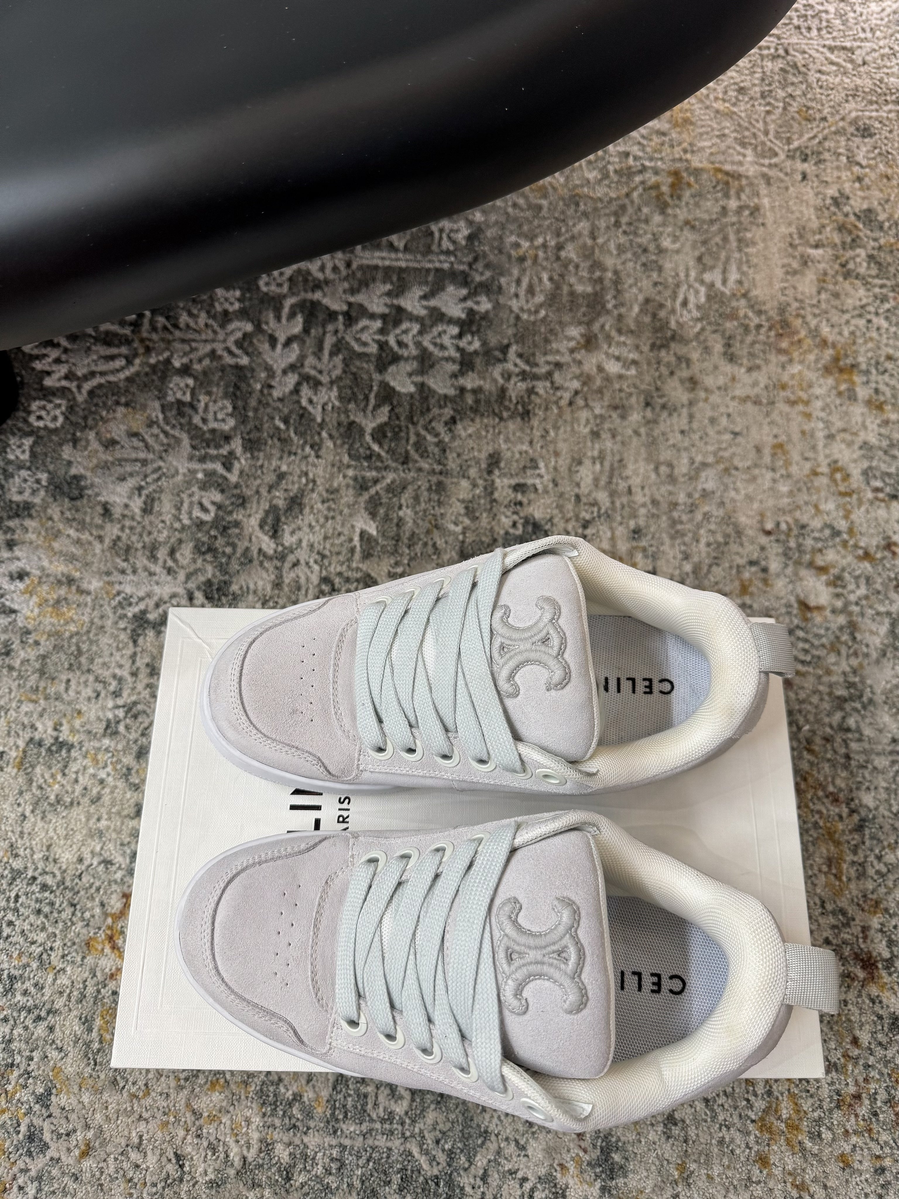 CELINE 26S SNEAKER IN LIGHT GREY SUEDE