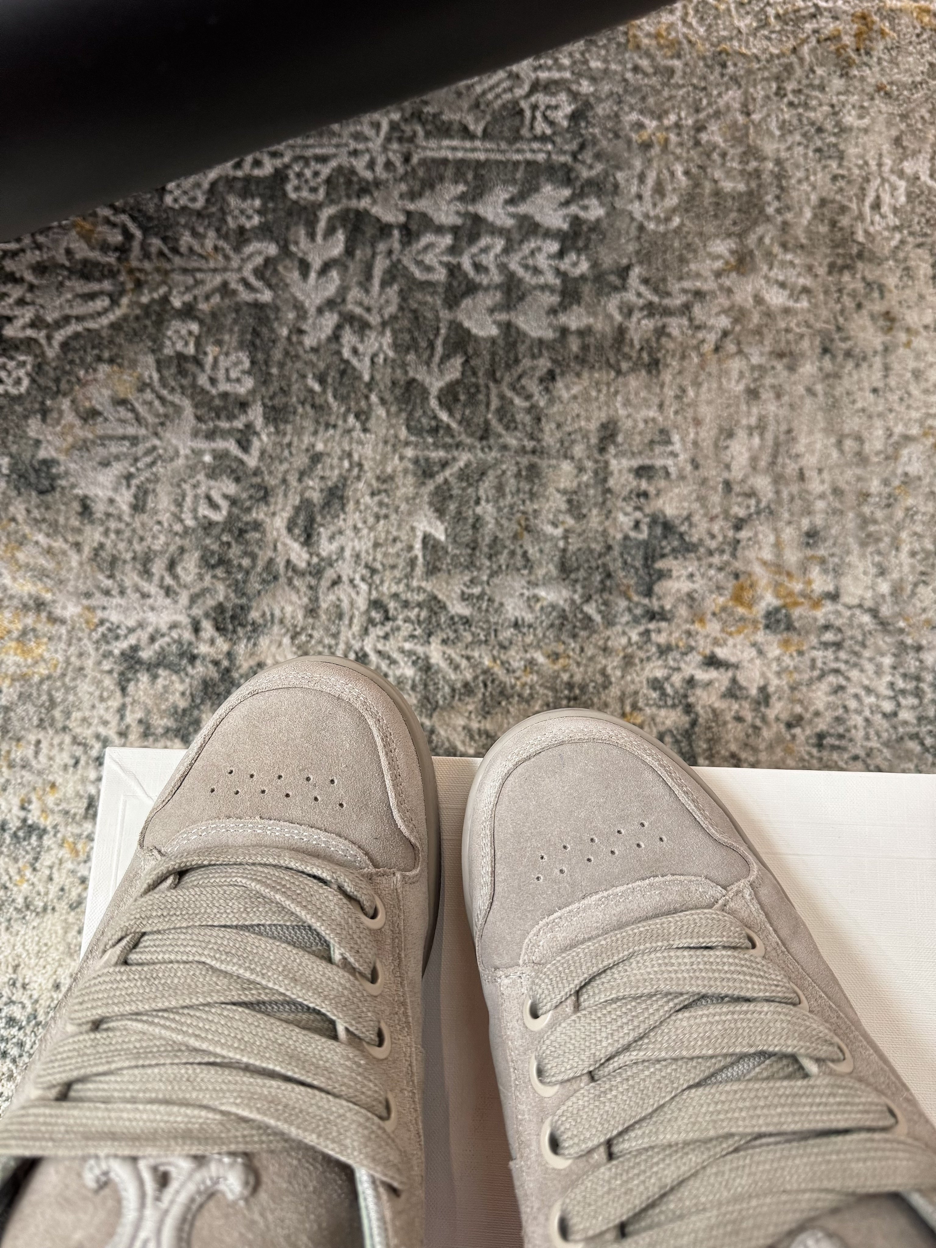 CELINE 26S SNEAKER IN GREY SUEDE