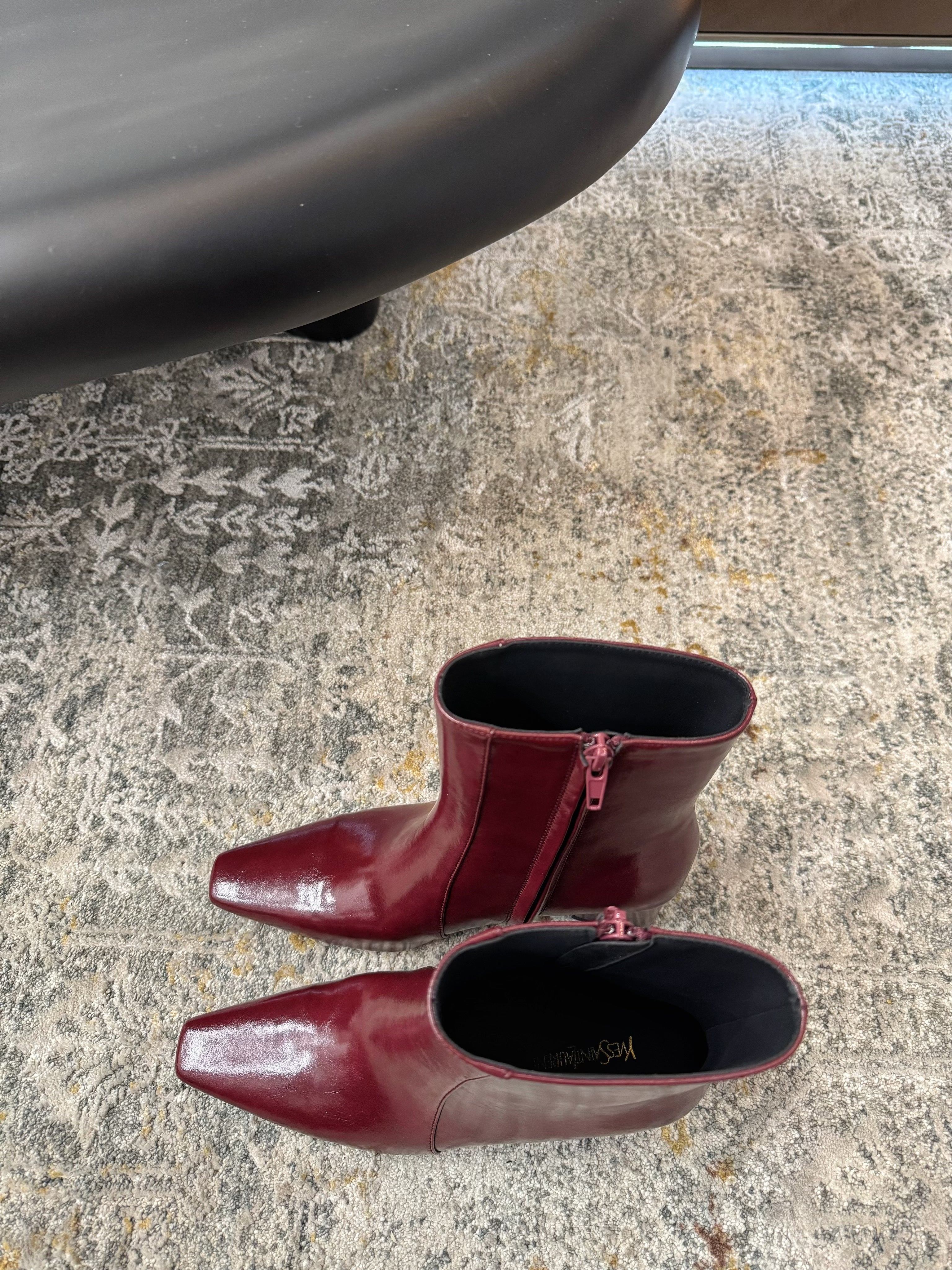 YSL 26S ANKLE BOOTS 70 MM IN DARK RED SHINY CALFSKIN