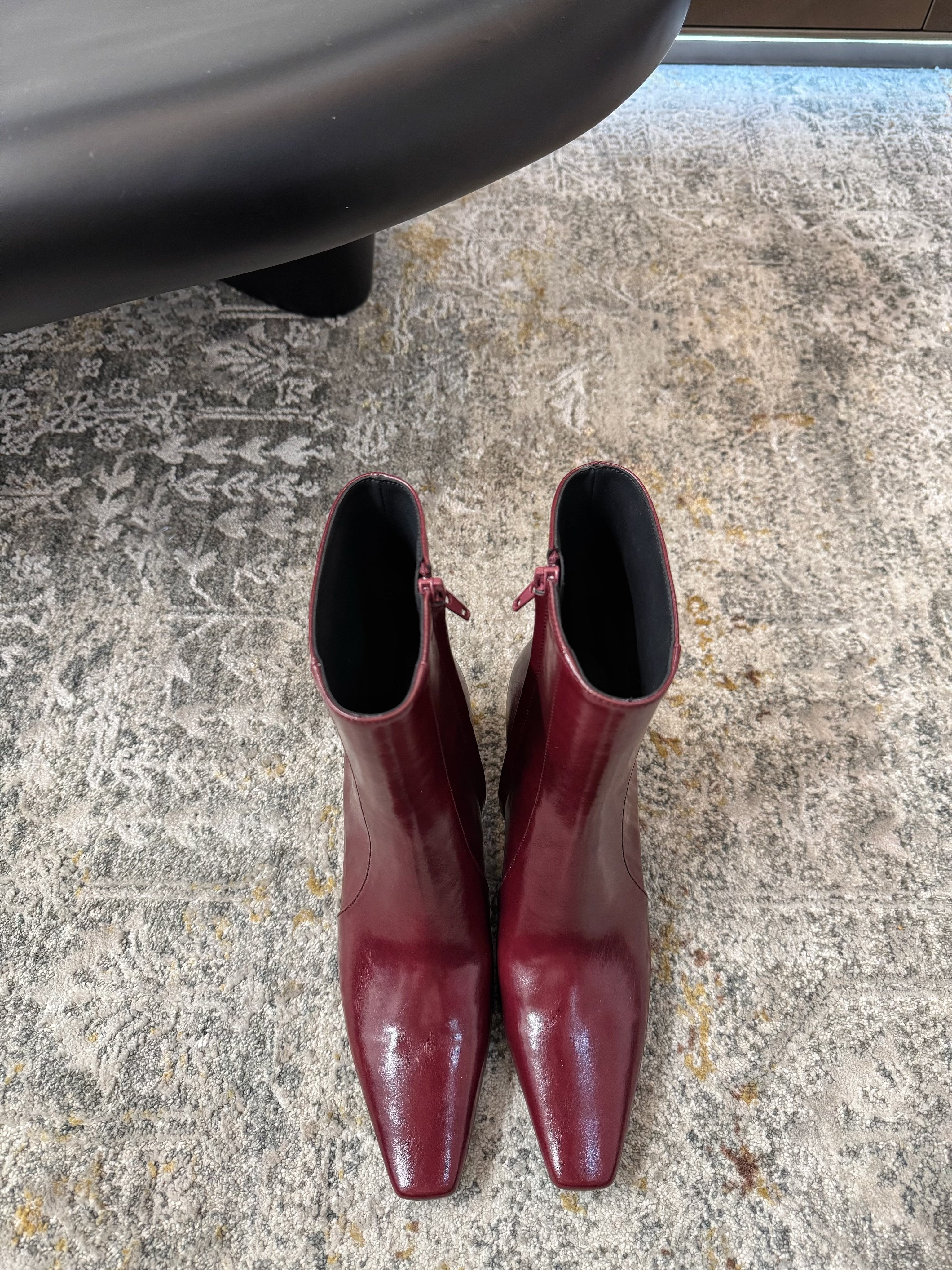 YSL 26S ANKLE BOOTS 70 MM IN DARK RED SHINY CALFSKIN