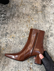 YSL 26S ANKLE BOOTS 70 MM IN BROWN SHINY CALFSKIN