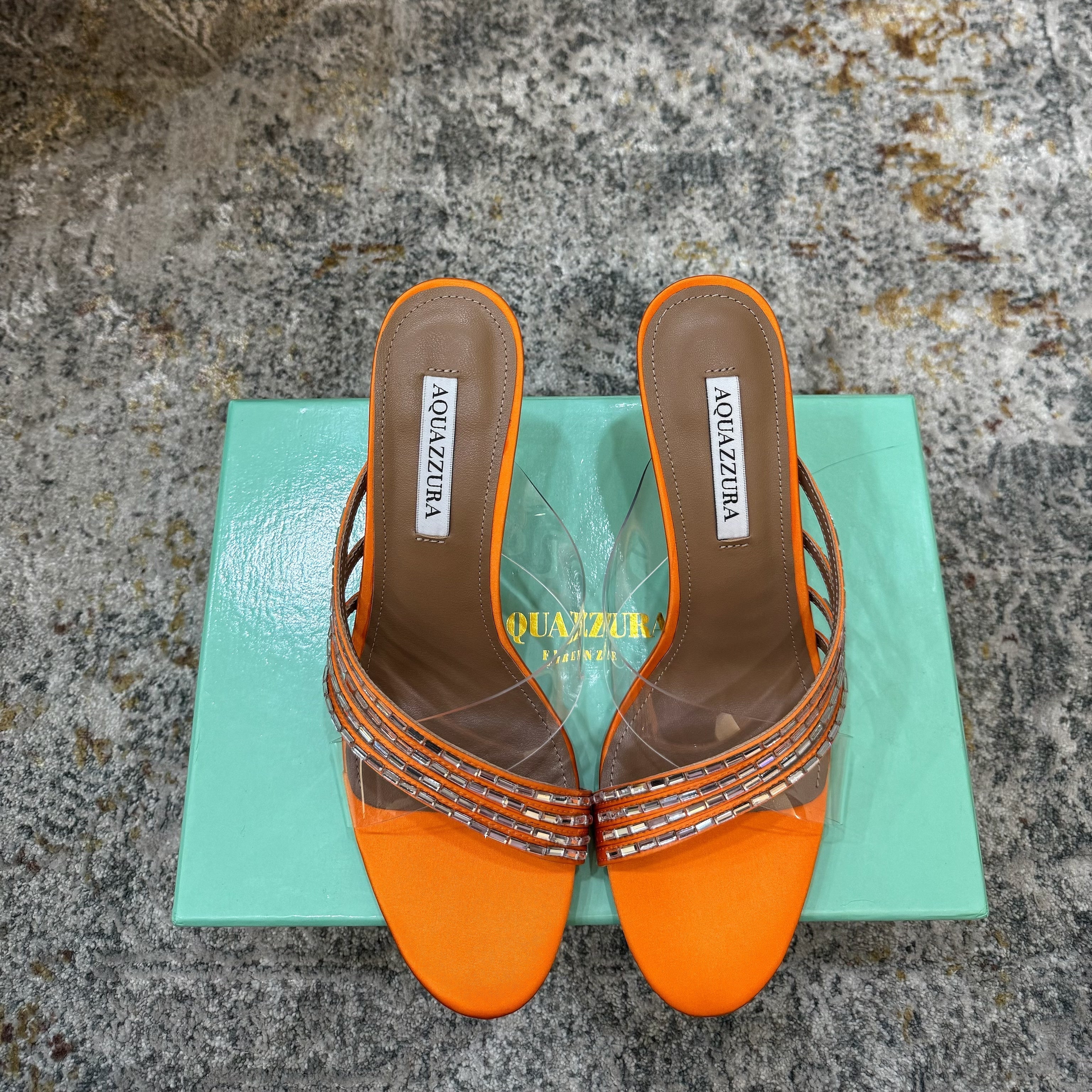 AQUAZZURA 26S CRYSTAL MULES 90 MM IN ORANGE SATIN