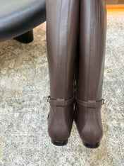 HM 26S FLAT KNEE-HIGH BOOTS IN DARK BROWN CALFSKIN