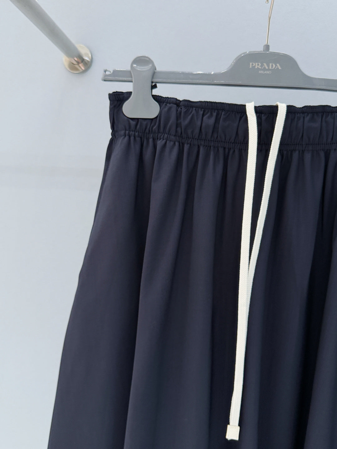 PRADA 26S PLEATED SKIRT 818