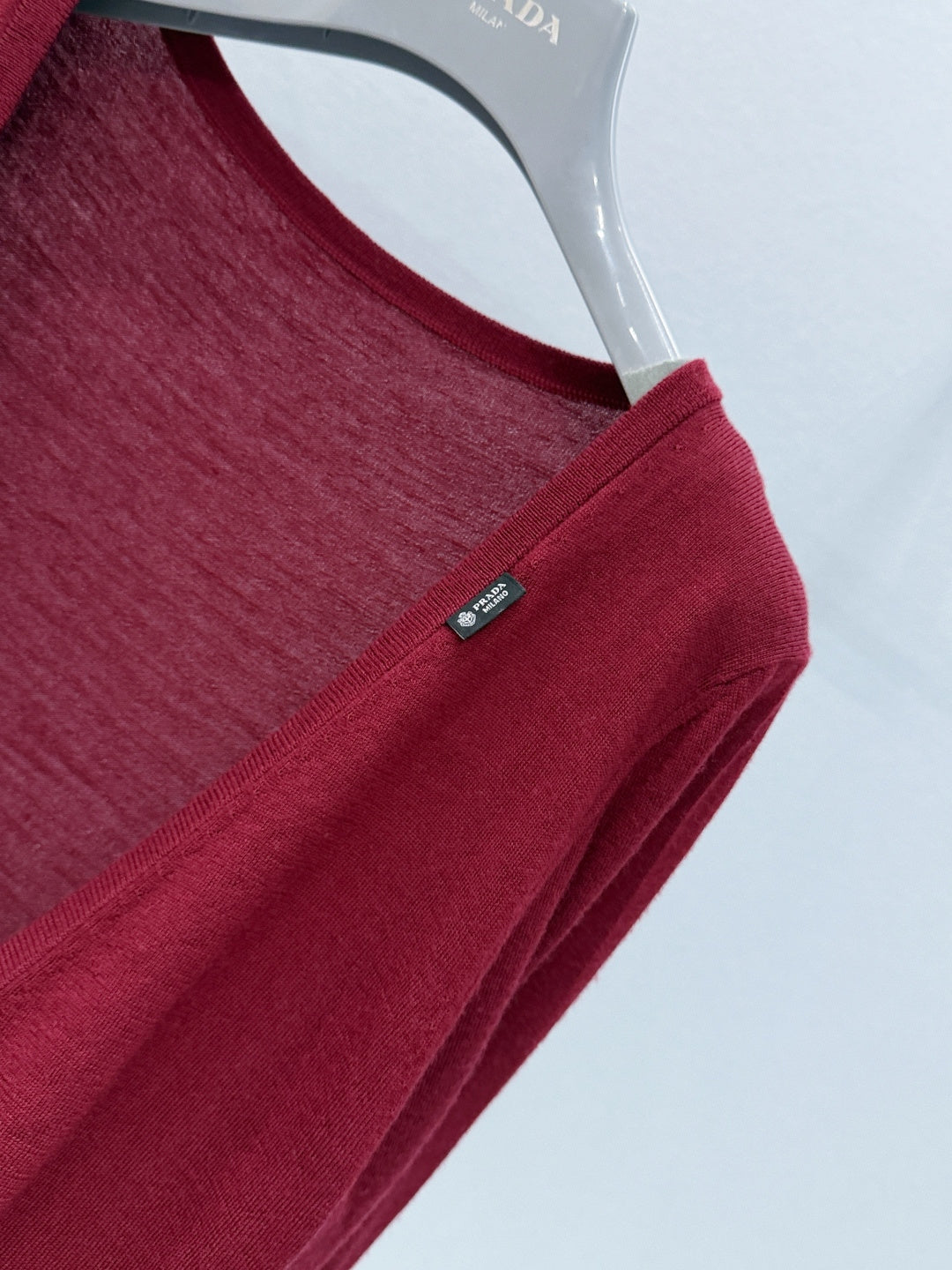 PRADA 26S V-NECK SWEATER 815