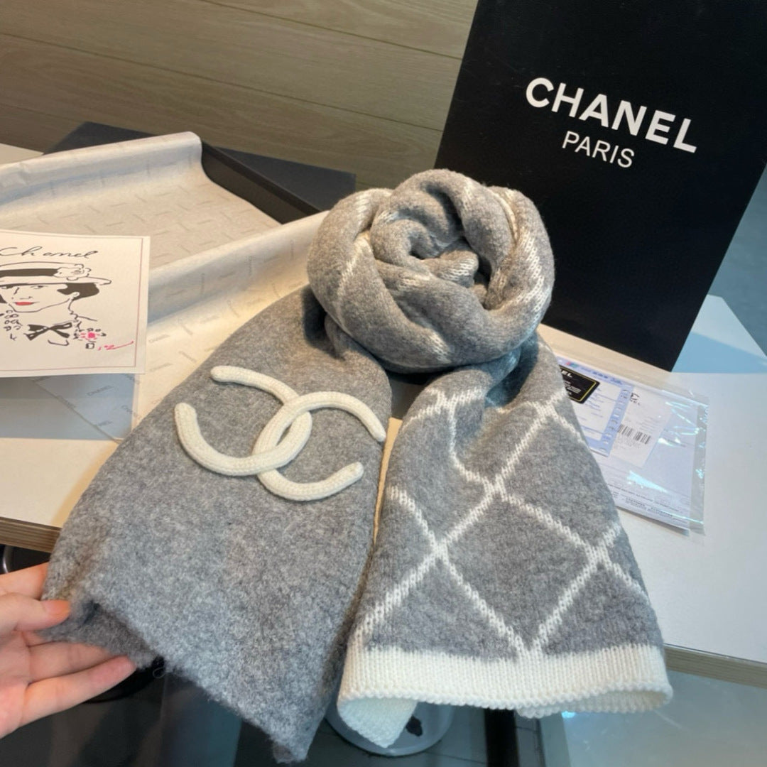 CHANEL 25S SCARF 180 IN CASHMERE 883364