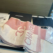 CHANEL 25S SCARF 180 IN CASHMERE 932416