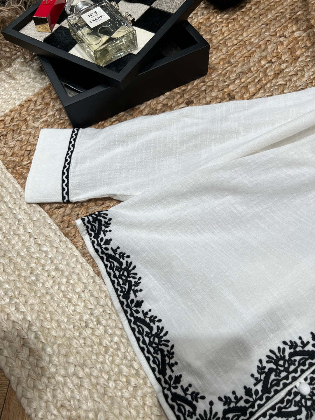 VALENTINO 26S EMBROIDERED SHIRT STYLE 95