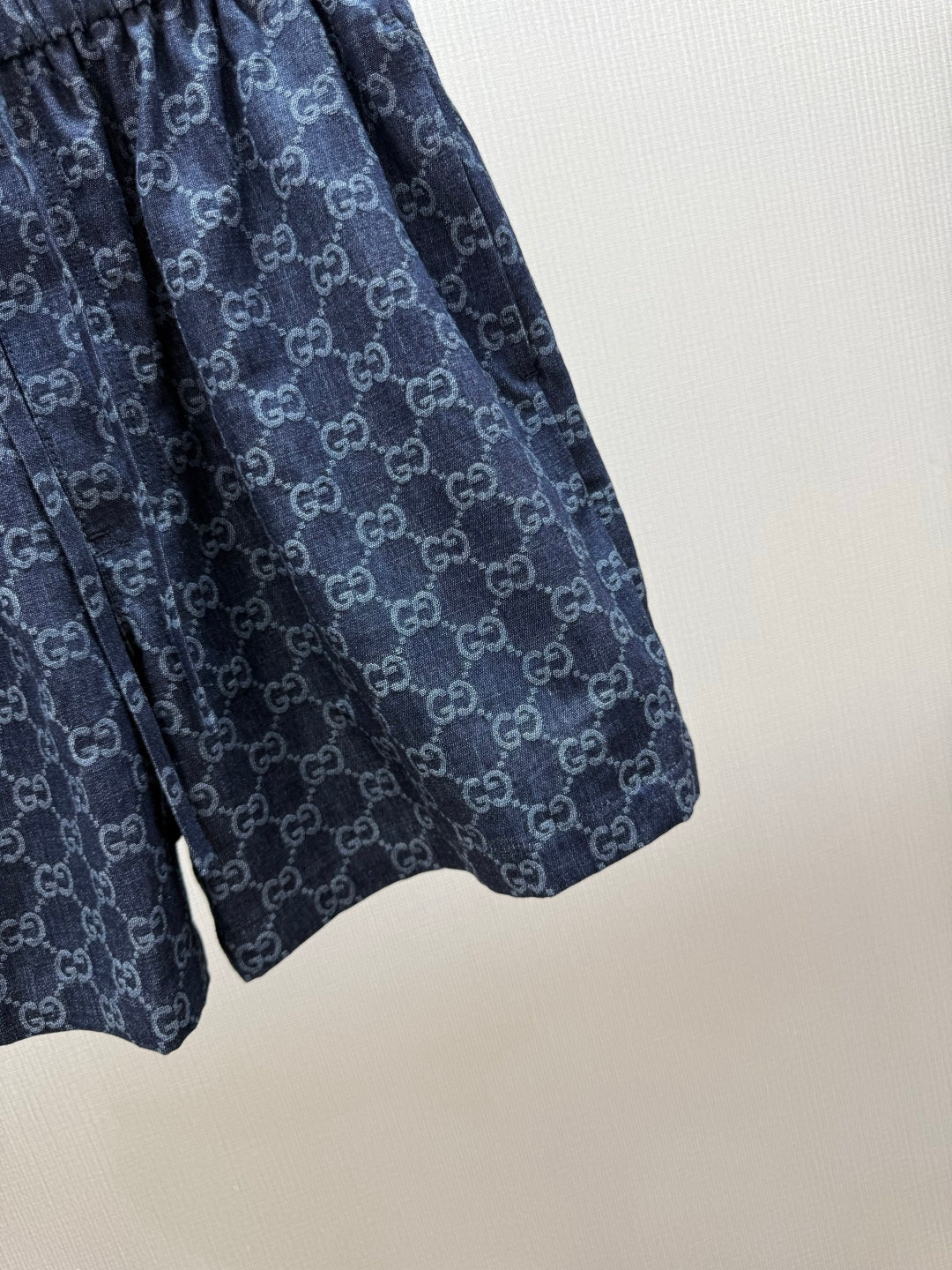 GUCCI 26S DENIM SHORTS 368