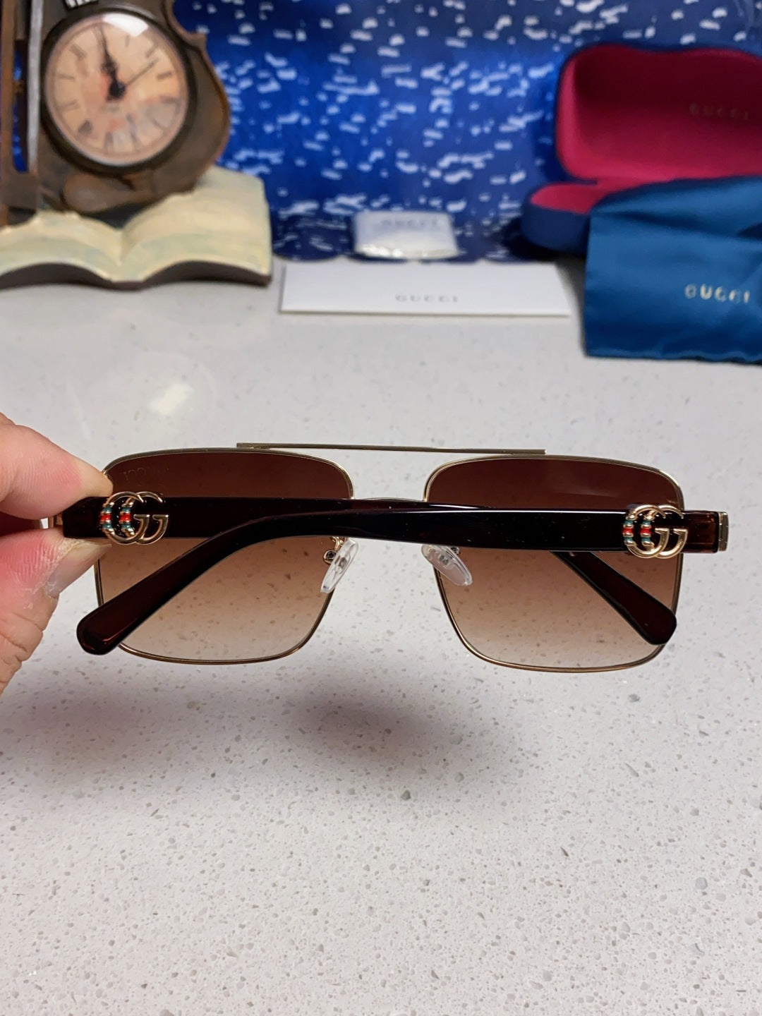 GUCCI 26S SQUARE FRAME IN METAL 426394
