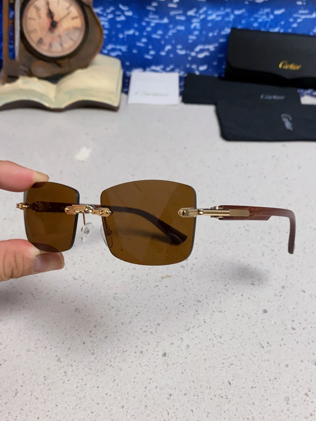 CARTIER 26S RIMLESS FRAME IN METAL 439583