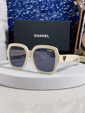 CHANEL 26S FACETED LENSES IN ACETATE 404752