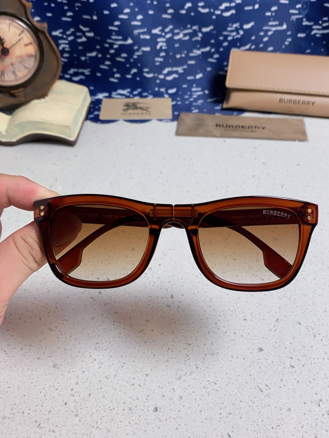 BURBERRY 26S SQUARE FRAME IN ACETATE 406616