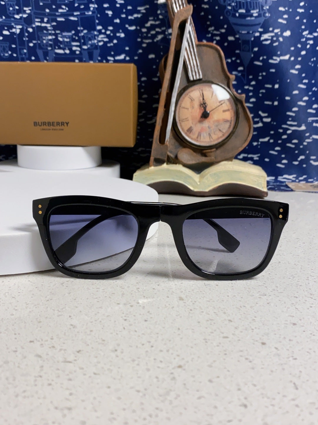 BURBERRY 26S SQUARE FRAME IN ACETATE 406618