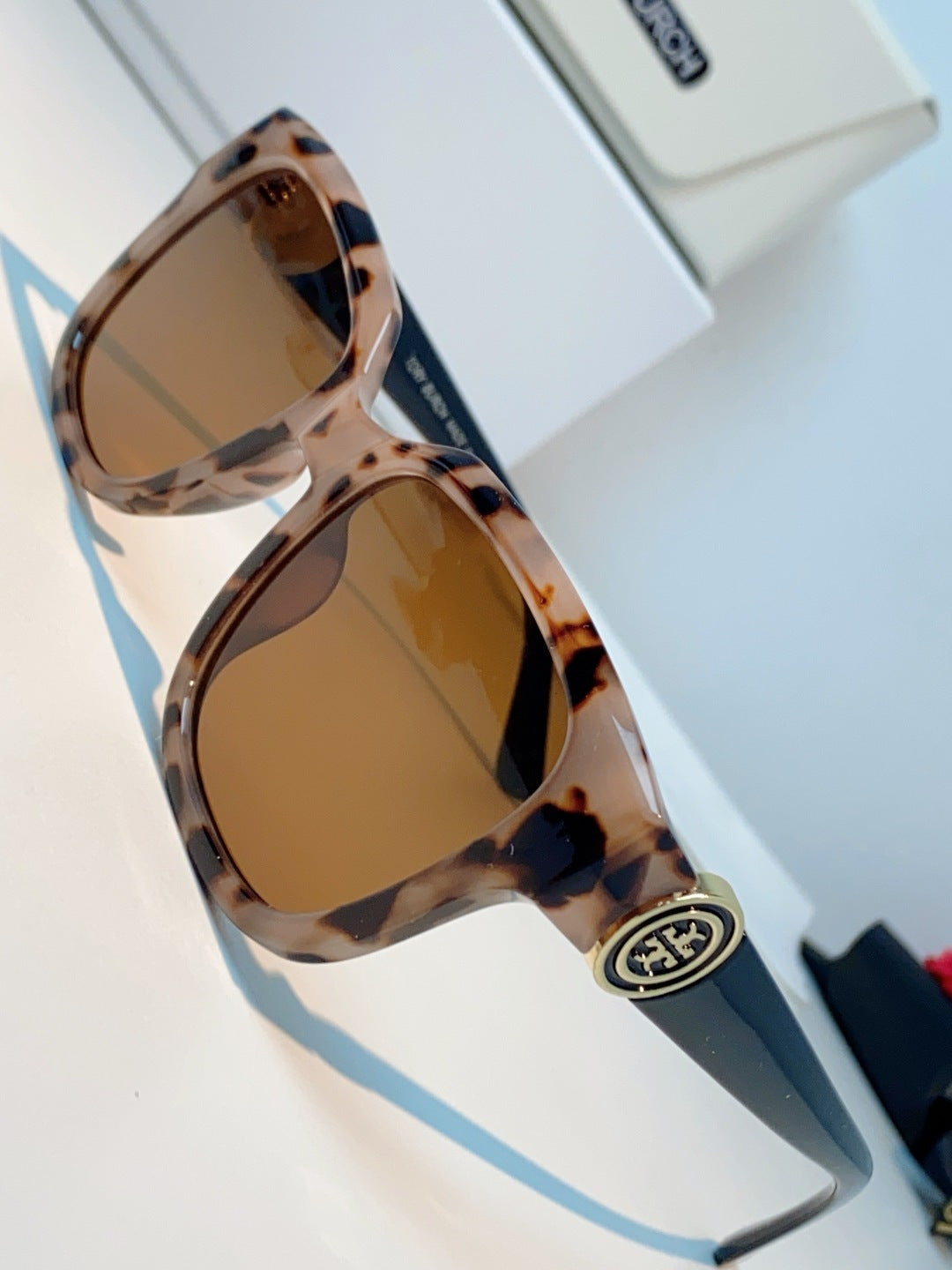 BURBERRY 26S SQUARE FRAME IN ACETATE 406676