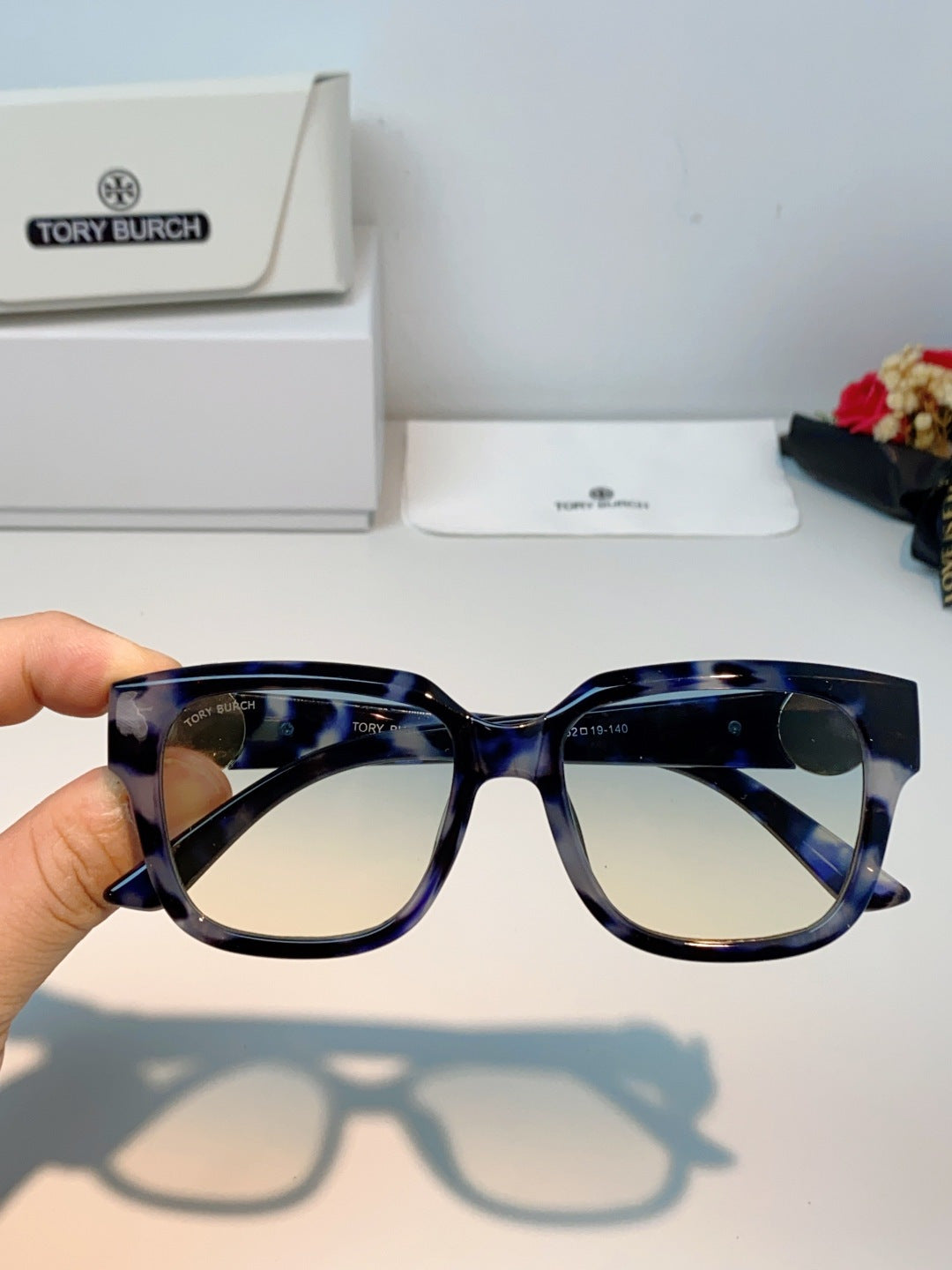 BURBERRY 26S SQUARE FRAME IN ACETATE 406678