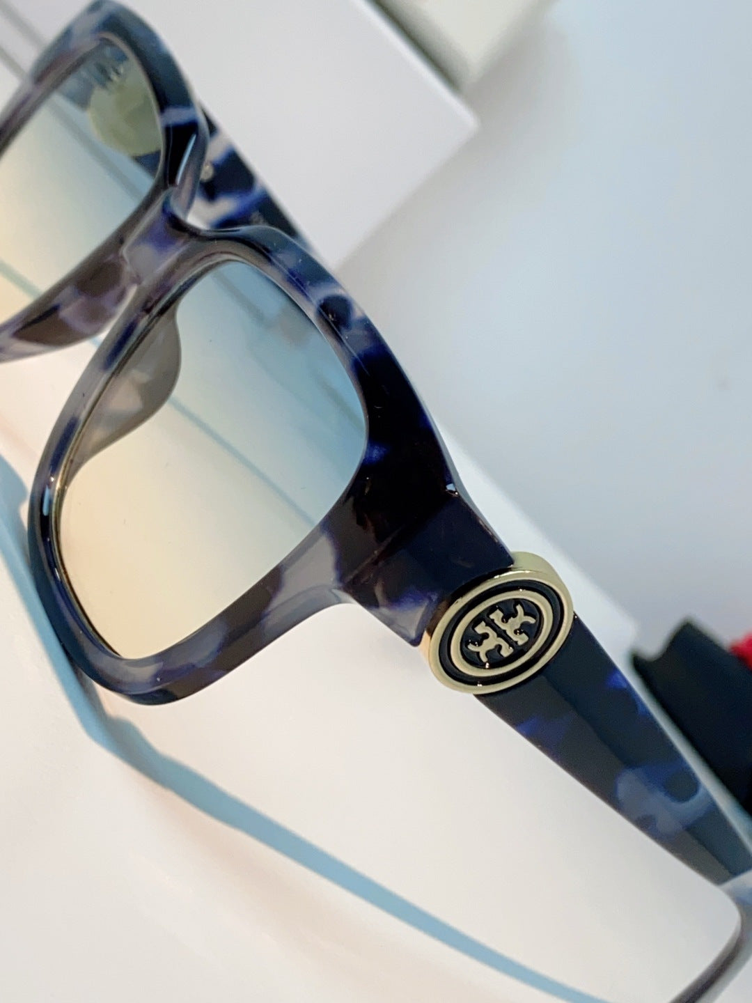 BURBERRY 26S SQUARE FRAME IN ACETATE 406678