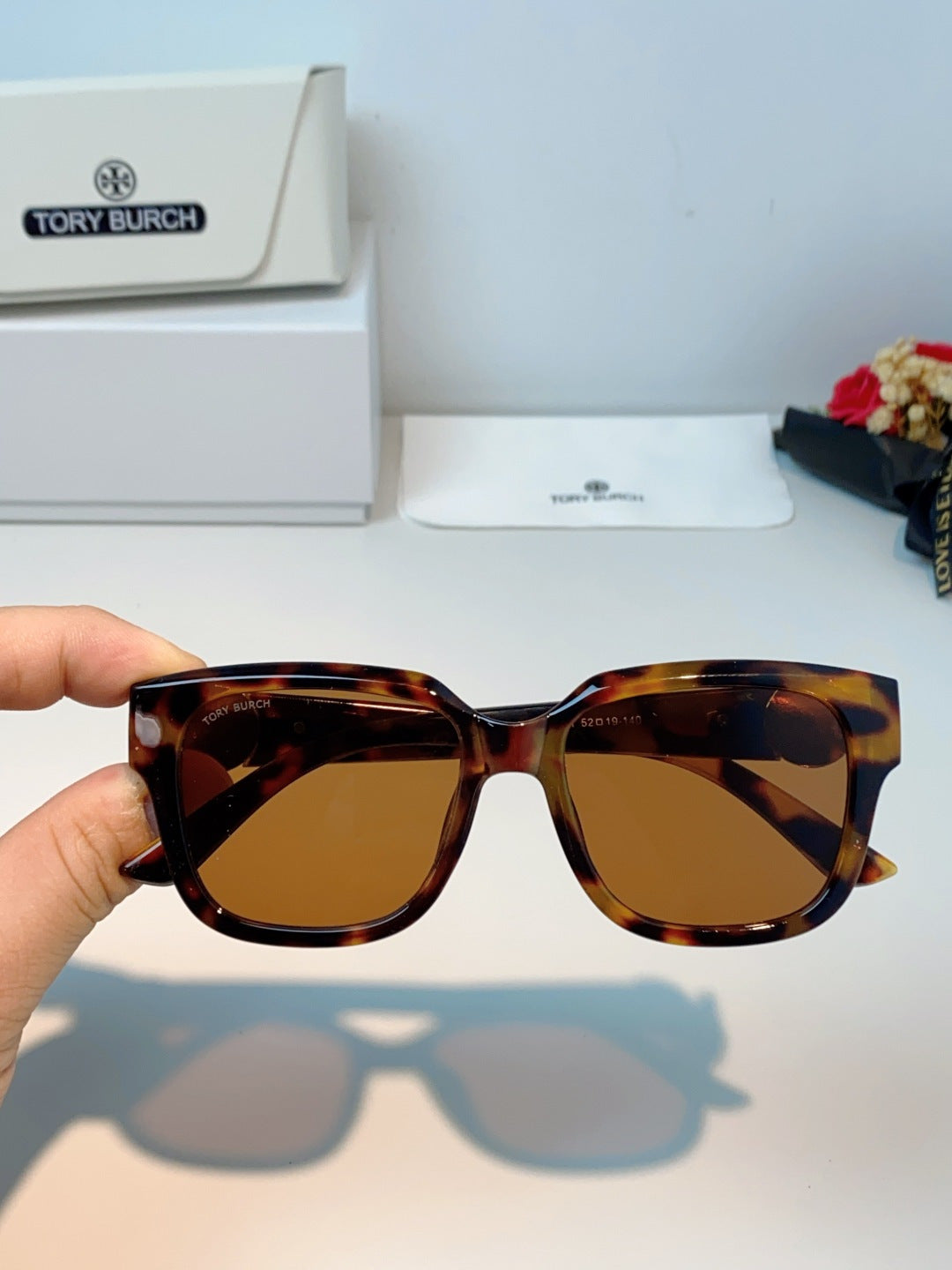 BURBERRY 26S SQUARE FRAME IN ACETATE 406679
