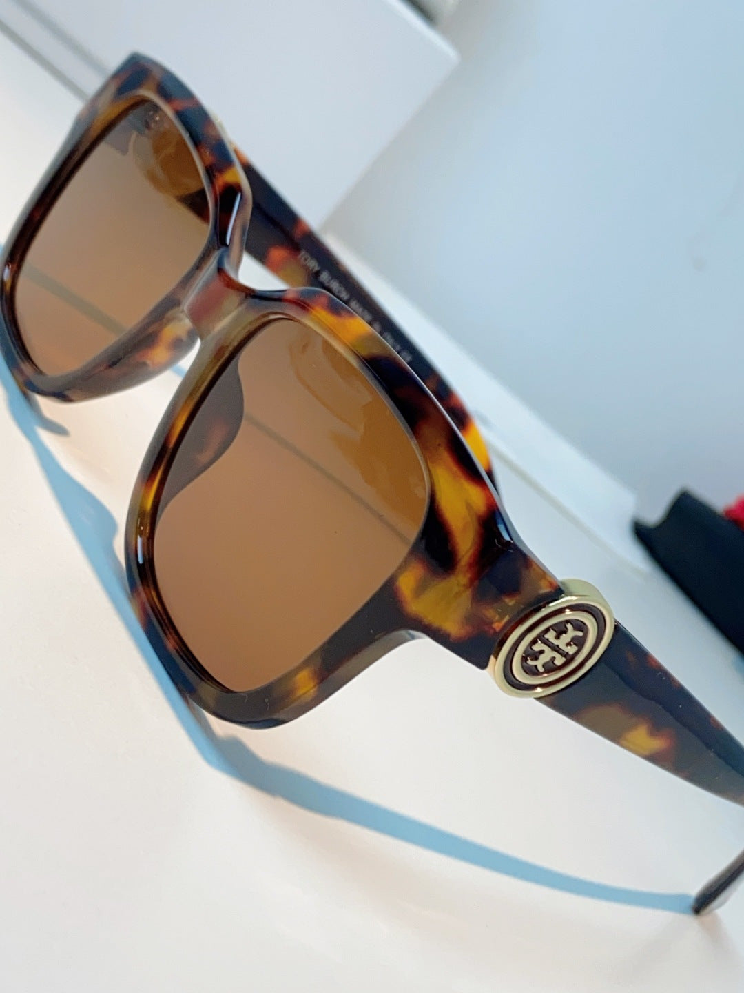 BURBERRY 26S SQUARE FRAME IN ACETATE 406679