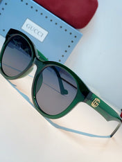 GUCCI 26S CAT-EYE FRAME IN ACETATE 424499