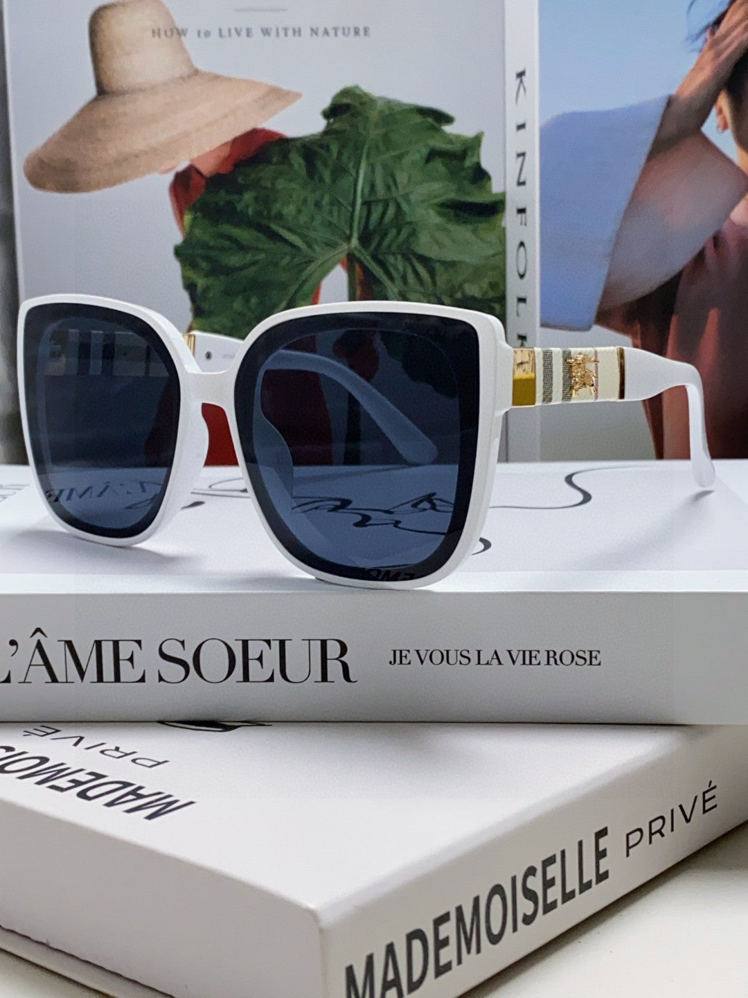 BURBERRY 26S SQUARE FRAME IN ACETATE 408352