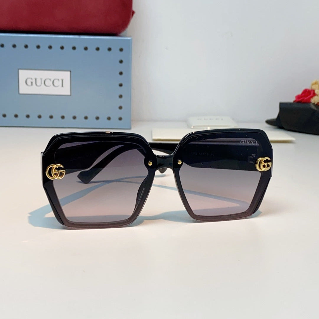GUCCI 26S OVERSIZED SQUARE FRAME IN ACETATE 424515