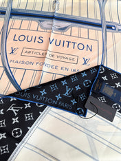 LV 26S SCARF 90 IN SILK 315100