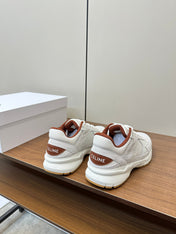 RUNNER CR-03 LOW LACE-UP PALE GRAY SUEDE AND WHITE CALFSKIN