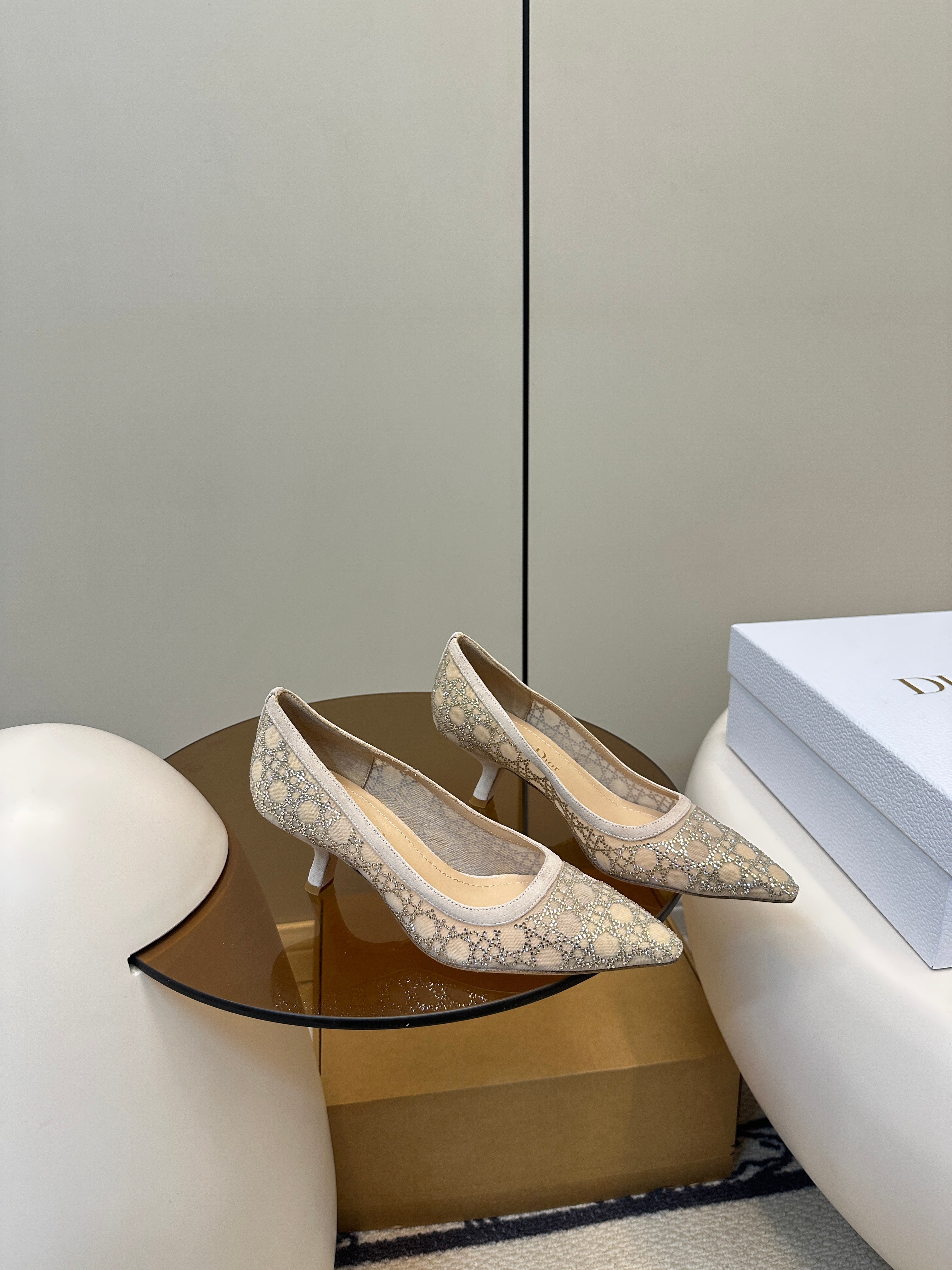 POINTED TOE HEELS 55MM IN NUDE MESH WITH RHINESTONES