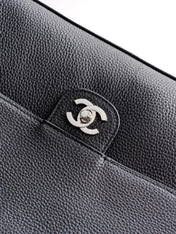 CHANEL 26S SOUPLISSIMO MAXI FLAP MEDIUM 32 IN BLACK GRAINED CALFSKIN SILVER HARDWARE