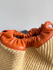 BOTTEGA VENETA 25S DUSTBAG 32 IN BURNT ORANGE RAFFIA AND CALFSKIN