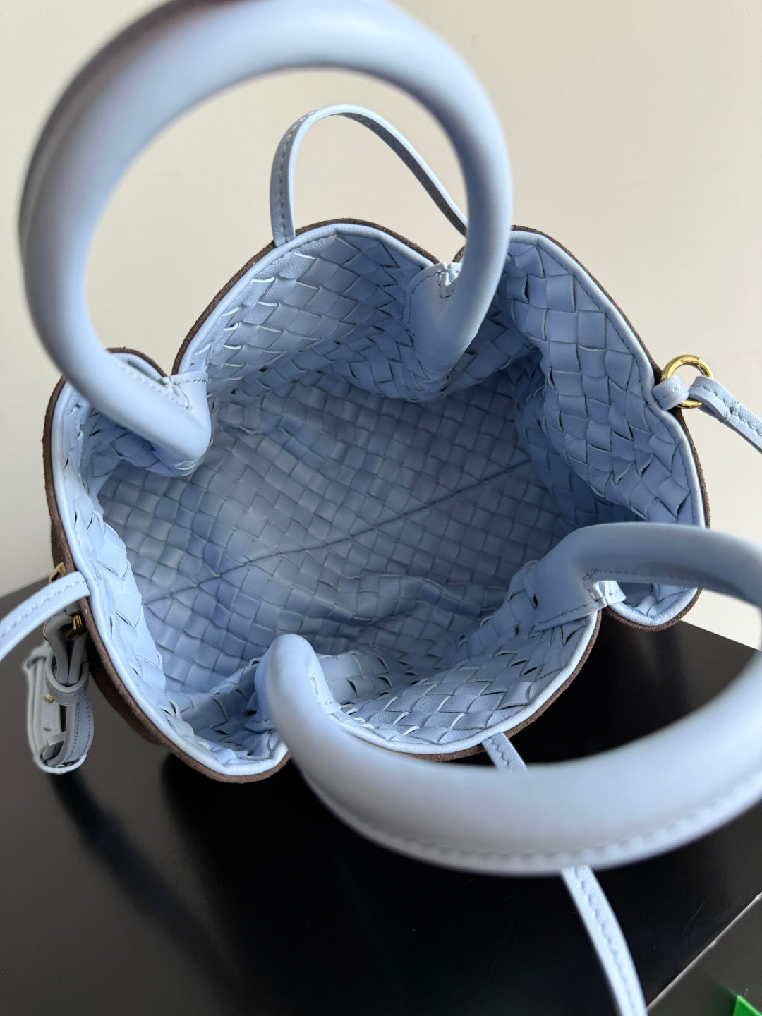 BOTTEGA VENETA 25S SMALL PINACOTECA REVERSIBLE BAG 24 IN LIGHT BLUE CALFSKIN